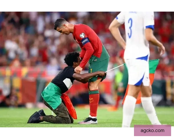 另类帽子戏法C罗破门助攻造点全因越位被吹成空悲喜一夜成传说